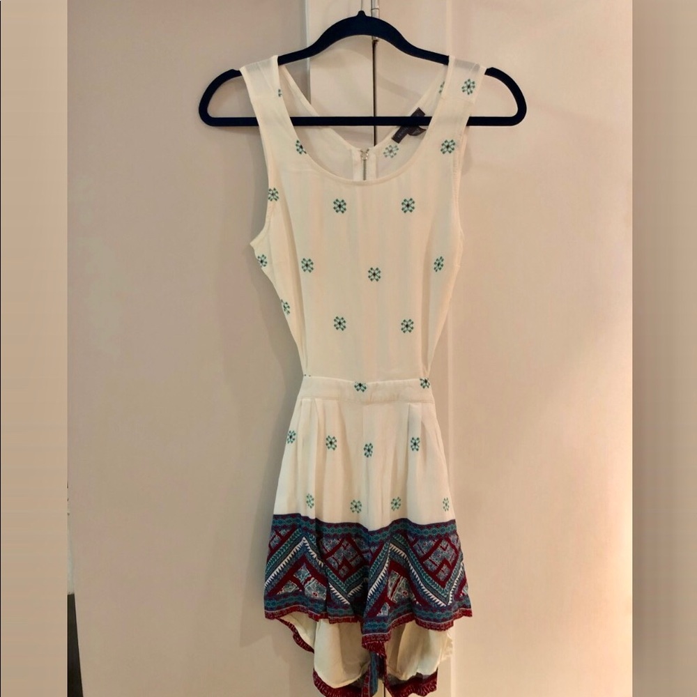 Kendall & Kylie Cream and Blue Backless Dress